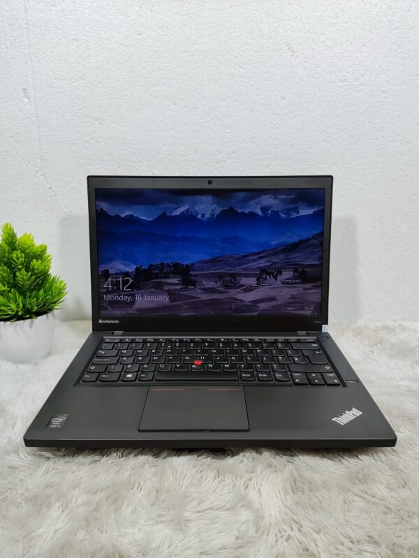 Lenovo Thinkpad T440s - Image 3